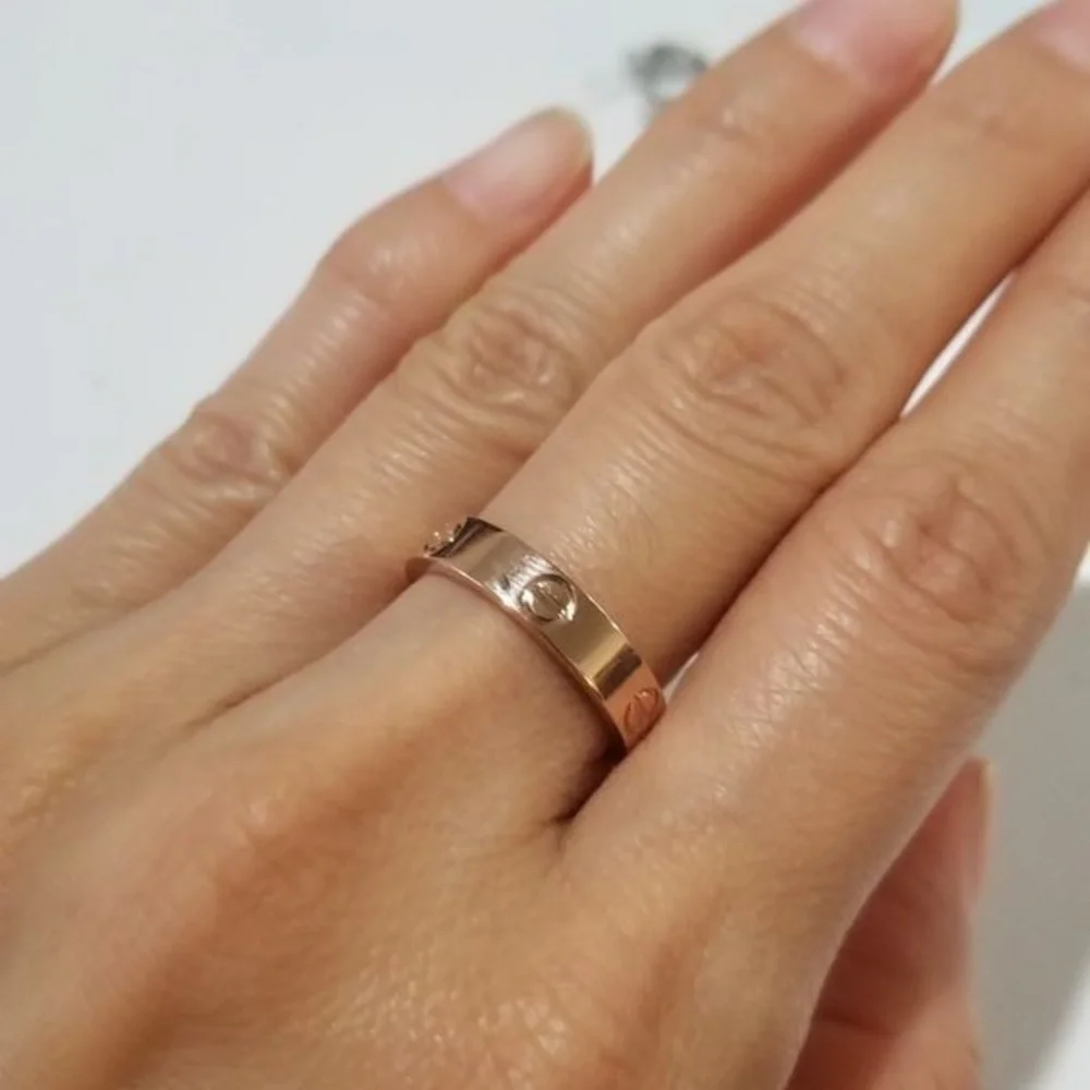 Generic Stainless Steel Screw Ring in Rose Gold